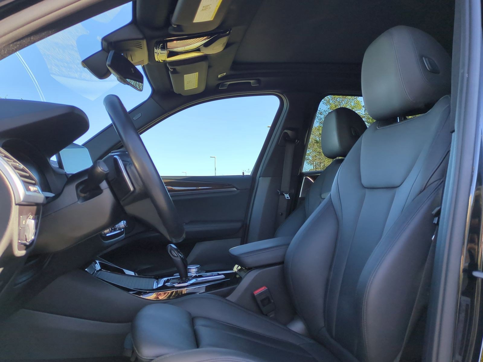 Used 2021 BMW X3 xDrive30i w/ Premium Package image 16