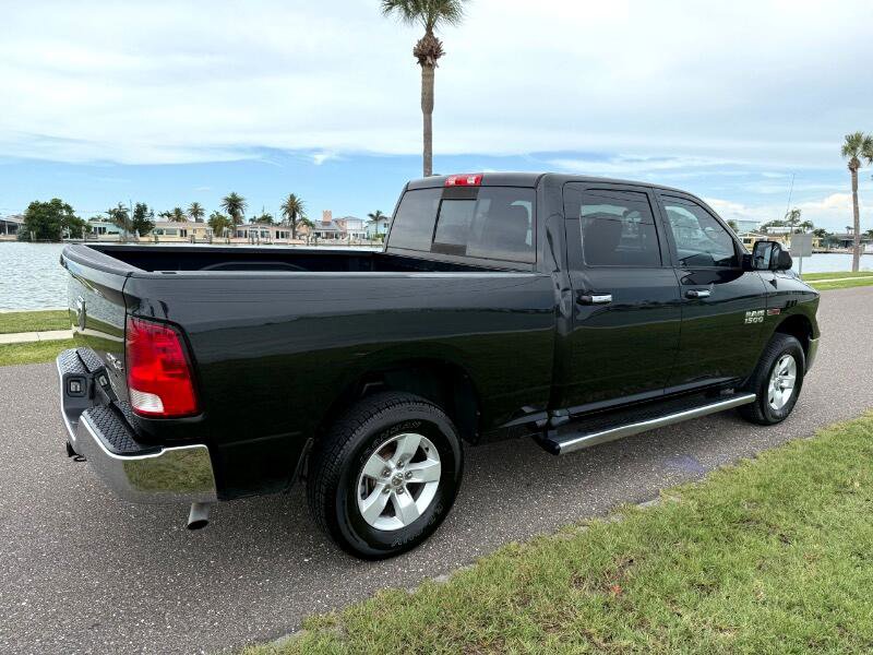 Used 2018 RAM 1500 Classic SLT image 12
