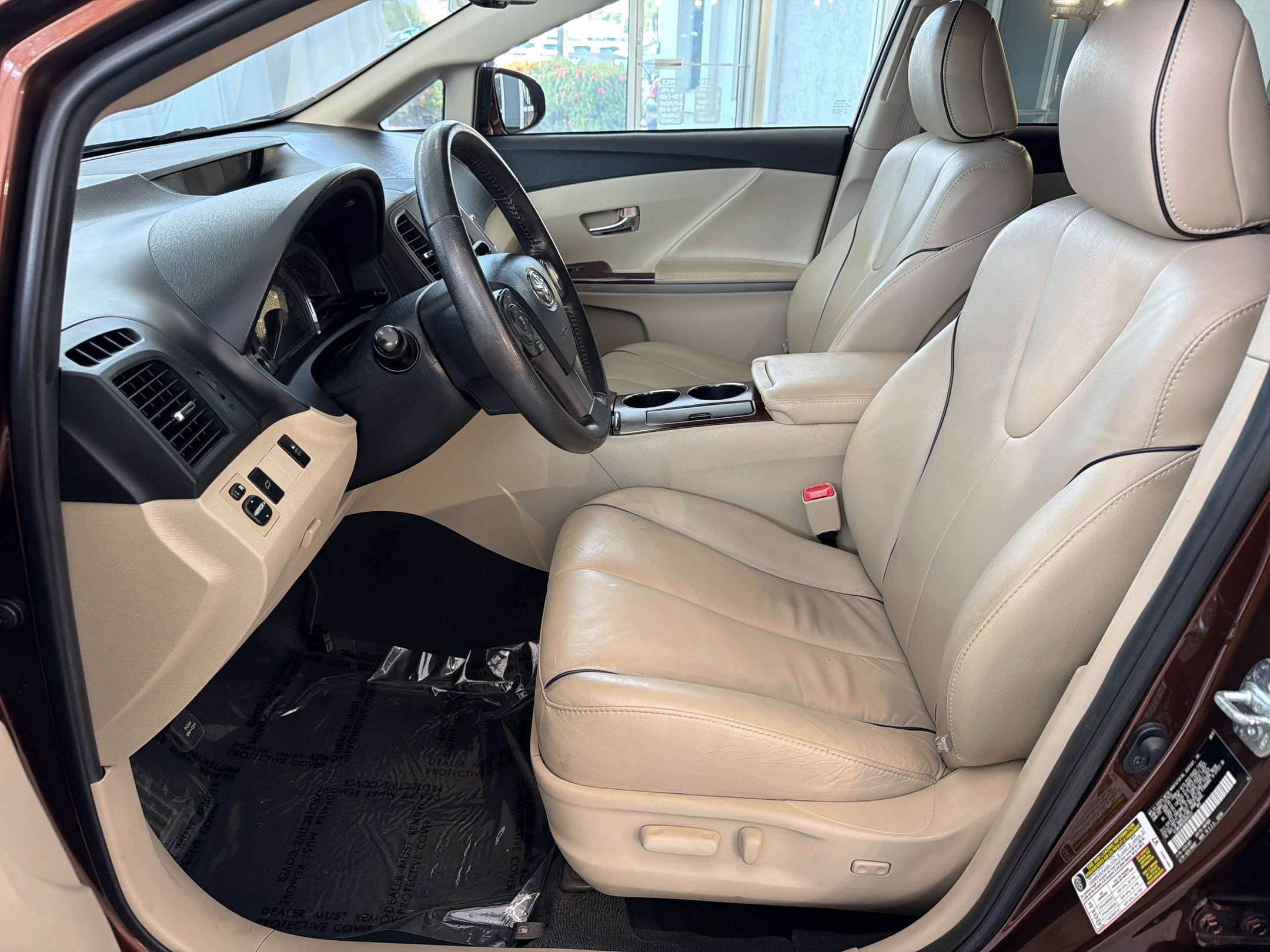 Used 2013 Toyota Venza XLE w/ Tow Prep Pkg AWD/4WD image 5