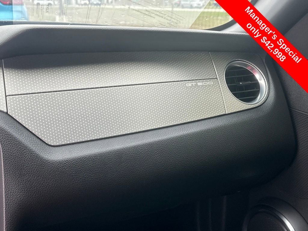 Used 2012 Ford Mustang Shelby GT500 w/ SVT Performance Pkg image 25