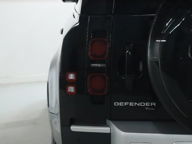 Certified 2023 Land Rover Defender 130 SE AWD/4WD image 47