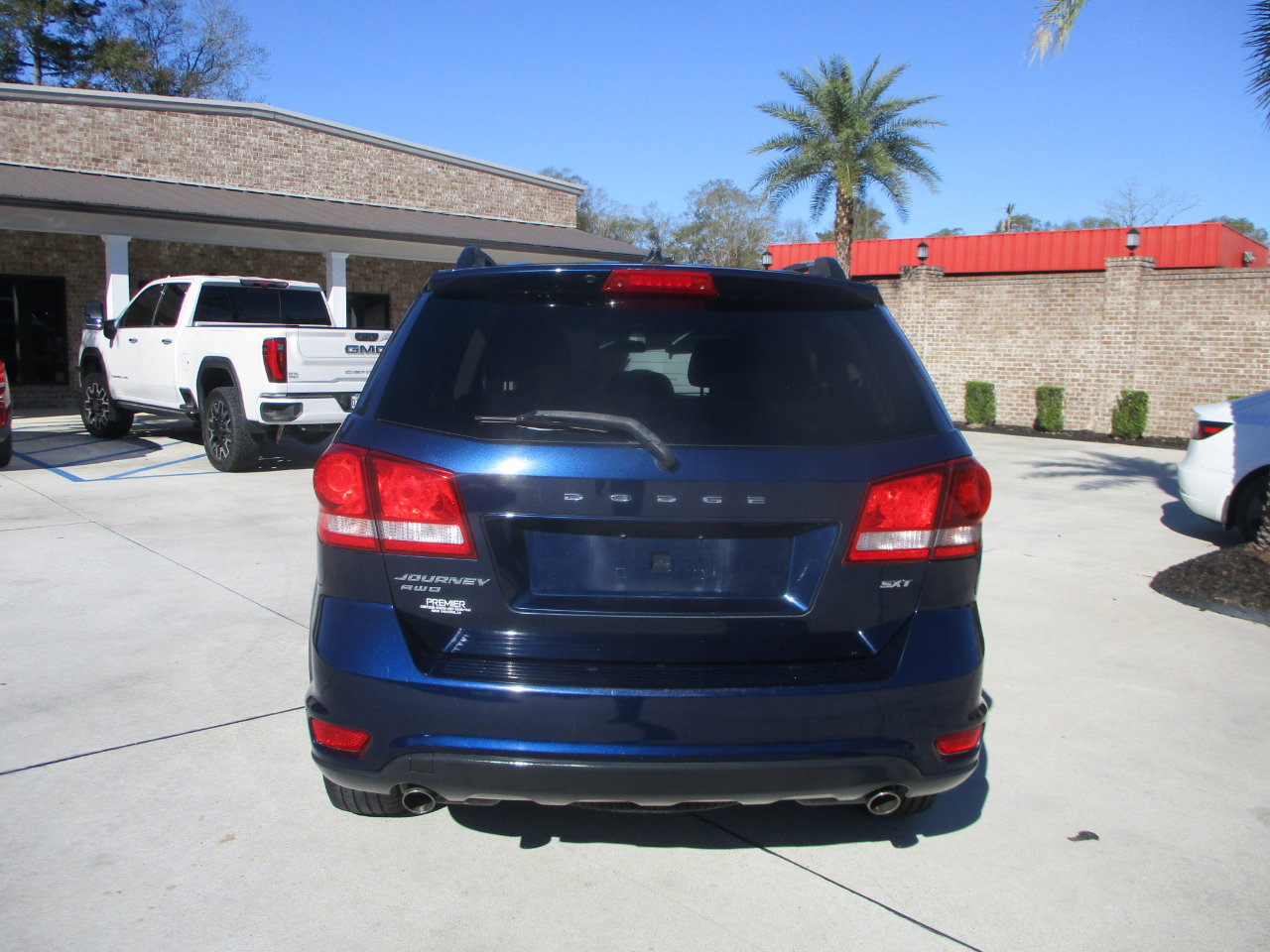 Used 2017 Dodge Journey SXT w/ Comfort/Convenience Group image 23