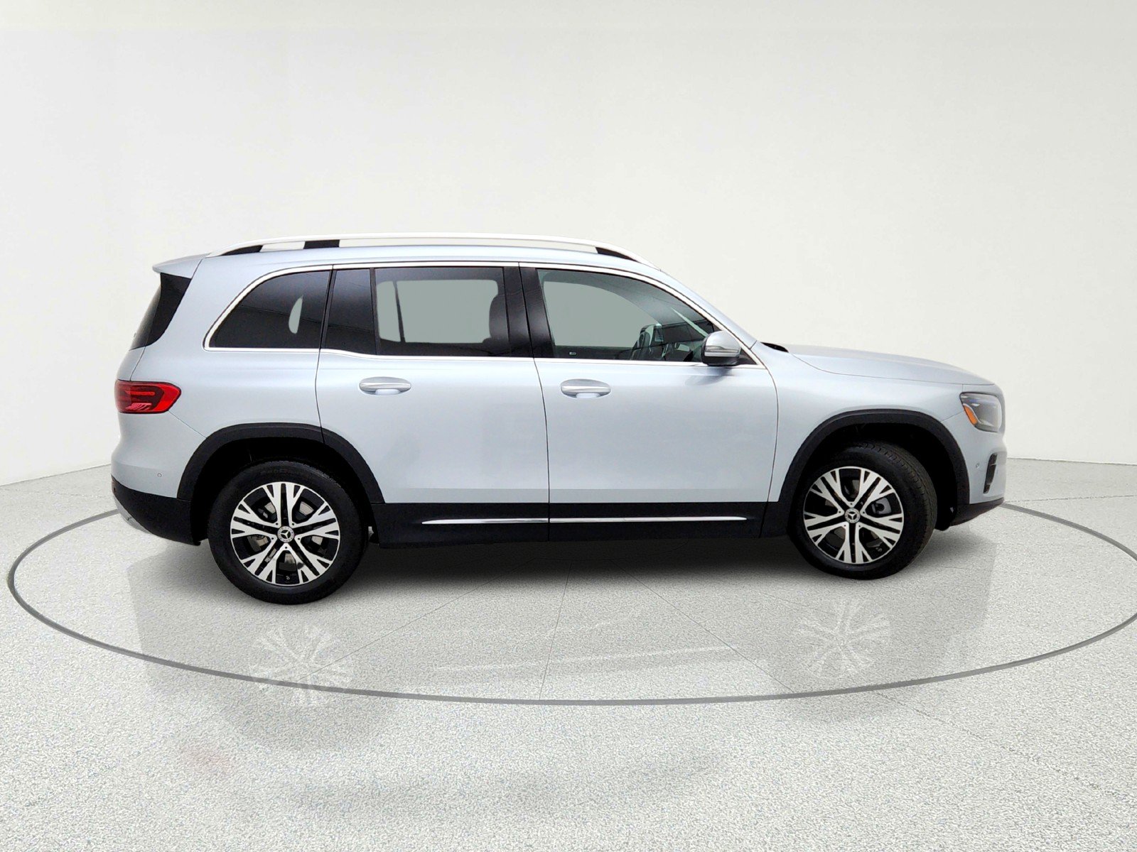 Certified 2026 Mercedes-Benz GLB 250 image 7