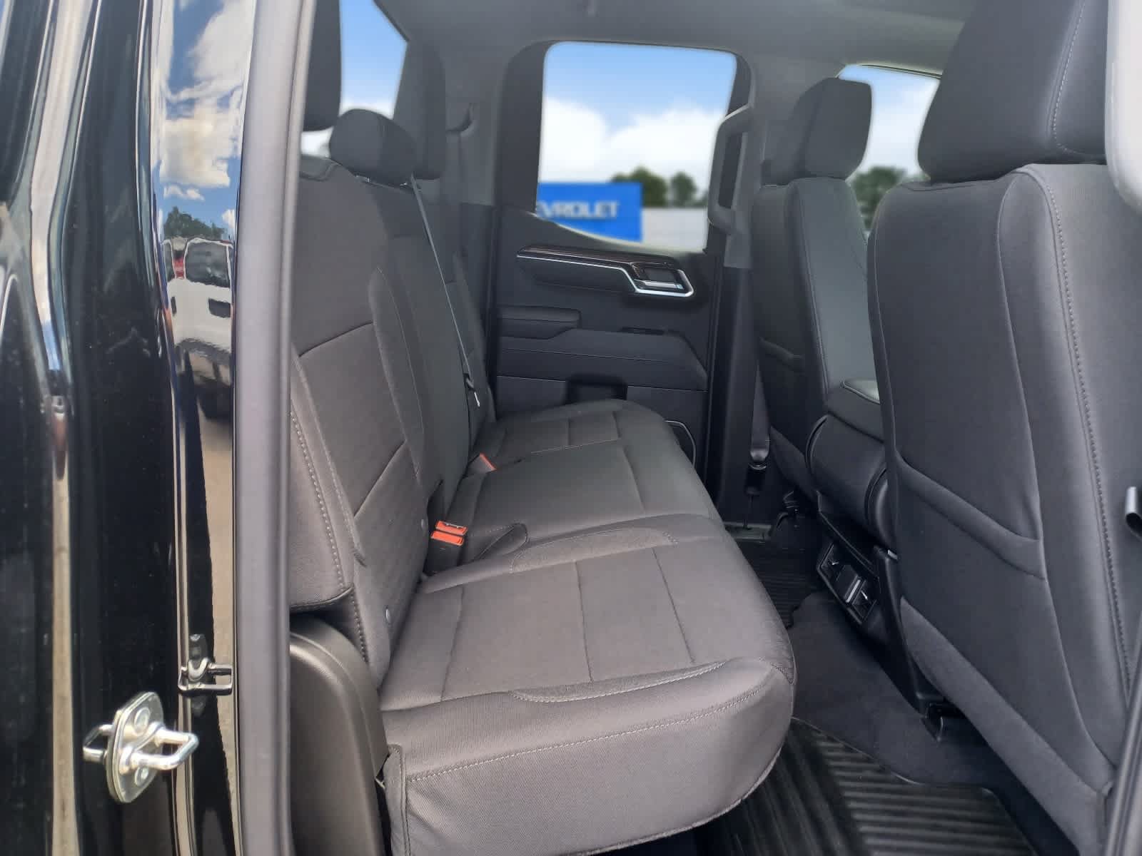 Used 2026 Chevrolet Silverado 1500 LT AWD/4WD image 22