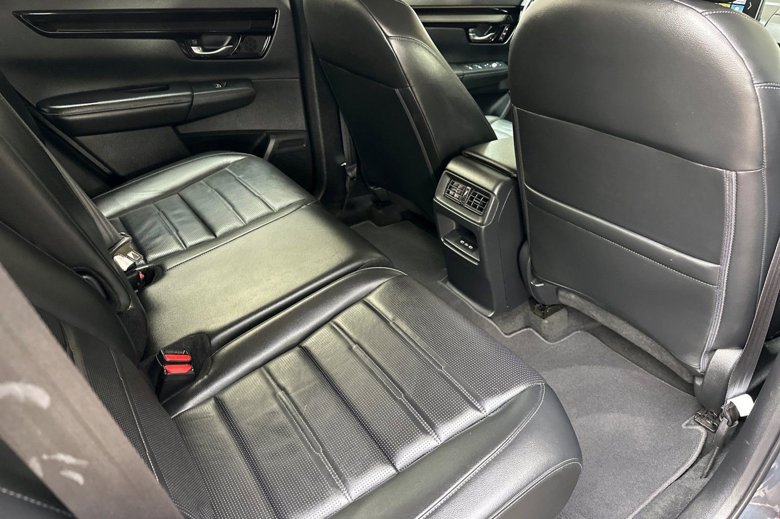 Used 2025 Honda CR-V EX-L image 18