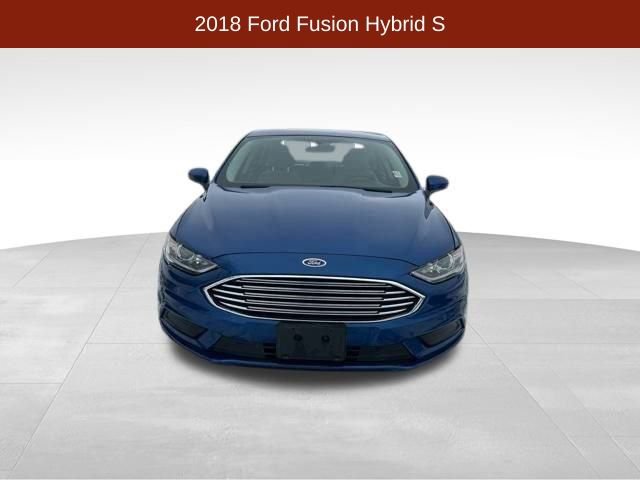 Used 2018 Ford Fusion S image 2