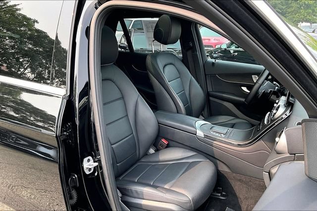 Certified 2022 Mercedes-Benz GLC 300 4MATIC w/ Multimedia Package Lite image 7