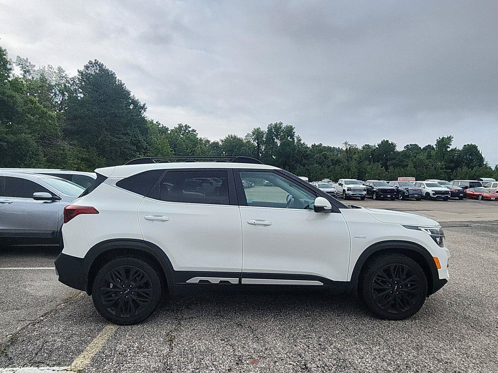 Used 2022 Kia Seltos Nightfall Edition AWD/4WD image 6