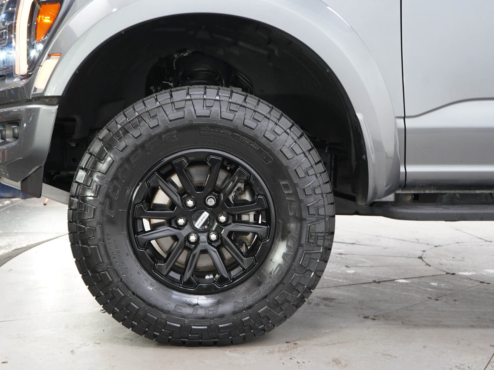 Used 2024 Ford F150 Raptor AWD/4WD image 32