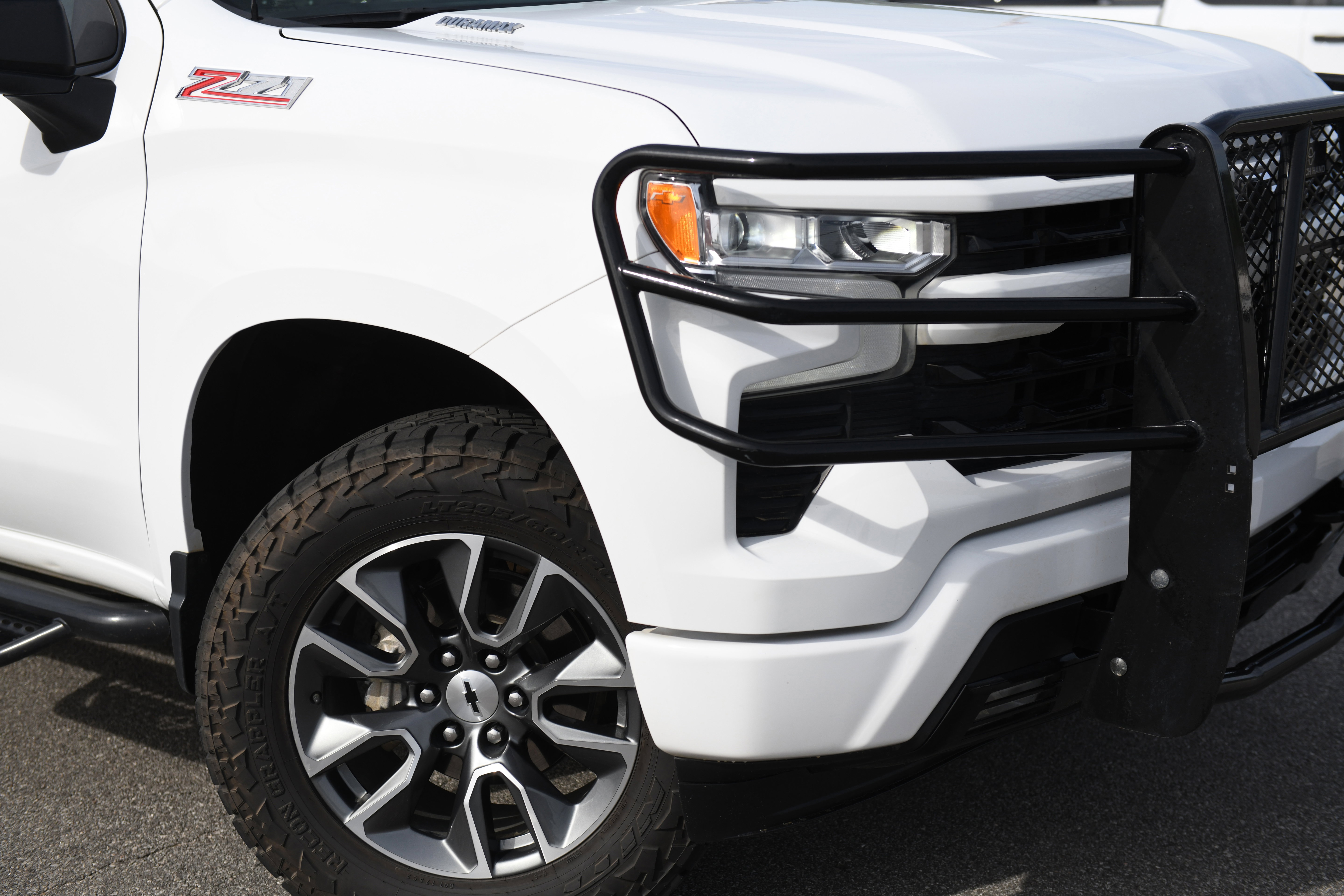 Used 2024 Chevrolet Silverado 1500 RST w/ Convenience Package II image 3