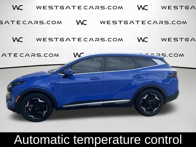 Used 2026 Kia Sportage EX FWD image 4