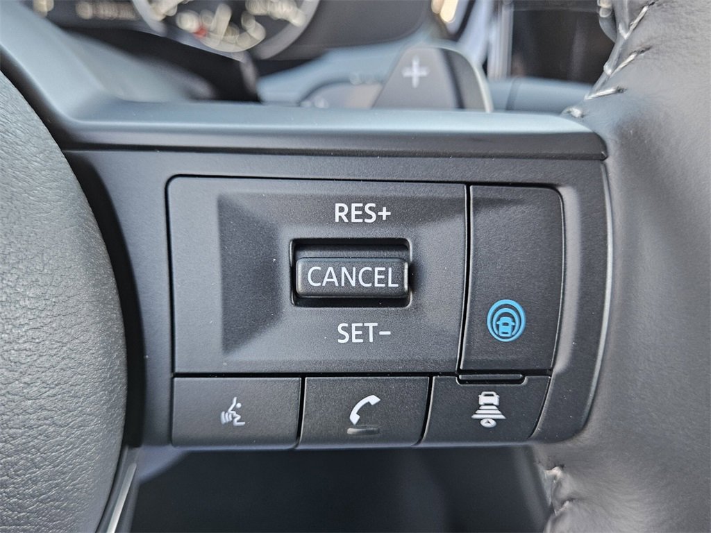 New 2025 Nissan Pathfinder SV w/ SV Premium Package image 24