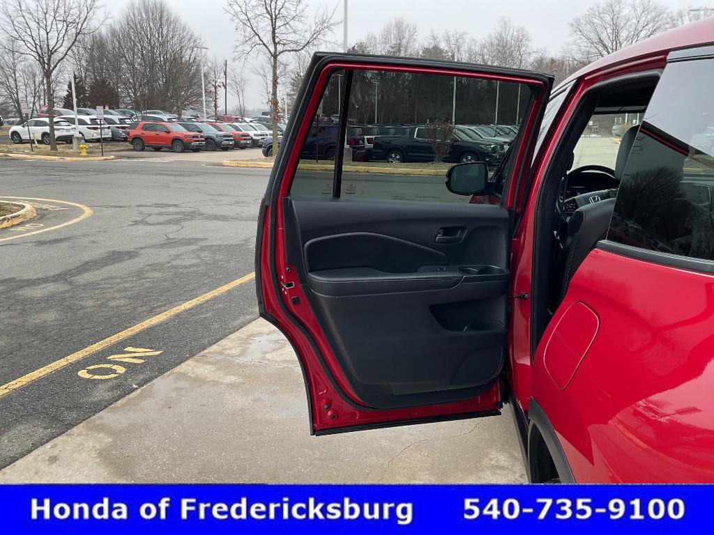 Certified 2024 Honda Passport EX-L image 16