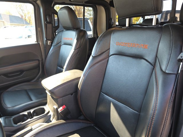 Used 2022 Jeep Gladiator Mojave AWD/4WD image 3