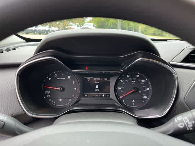 Used 2022 Chevrolet TrailBlazer LT w/ Confidence II Package FWD image 28
