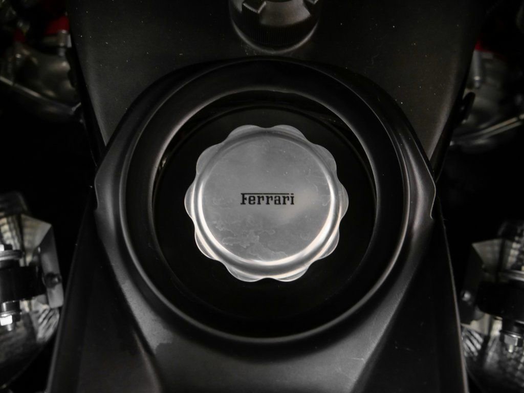 Used 2022 Ferrari F8 Tributo image 43