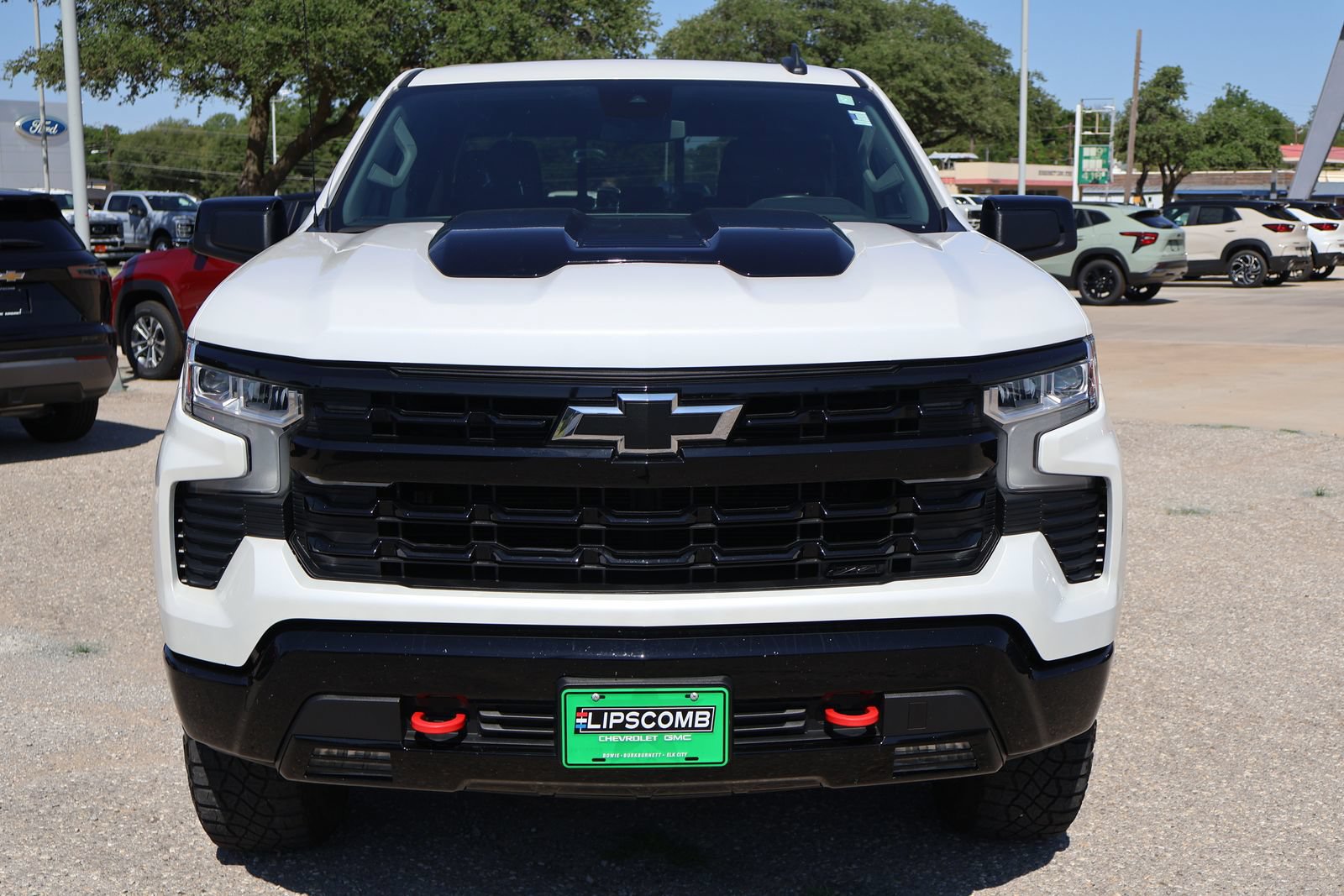Used 2024 Chevrolet Silverado 1500 LT Trail Boss w/ Convenience Package II AWD/4WD image 6