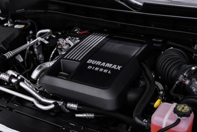 Used 2026 GMC Yukon AT4 Ultimate AWD/4WD image 5