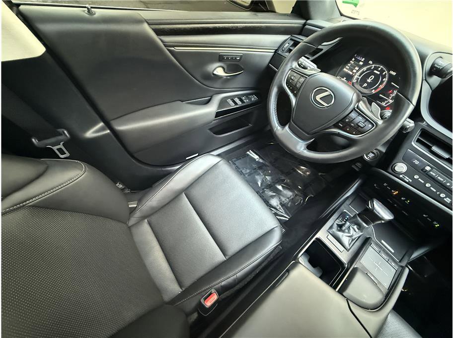 Used 2022 Lexus ES 350 ES 350 Sedan 4D image 11