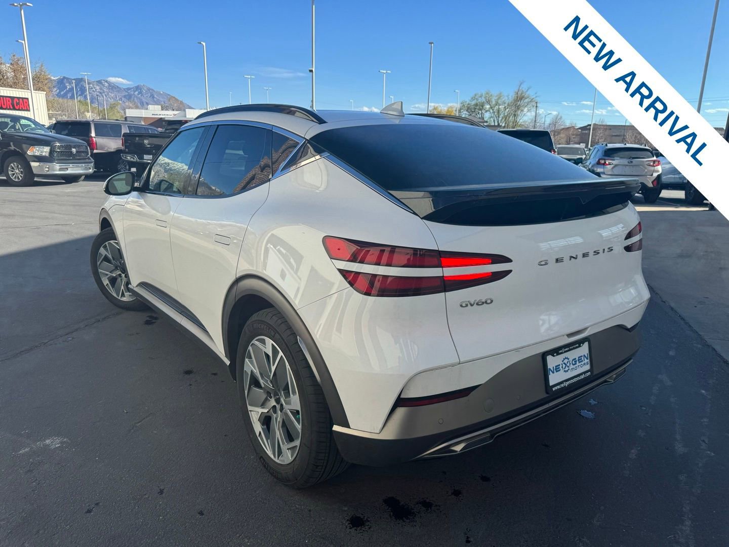 Used 2025 Genesis GV60 Advanced image 5