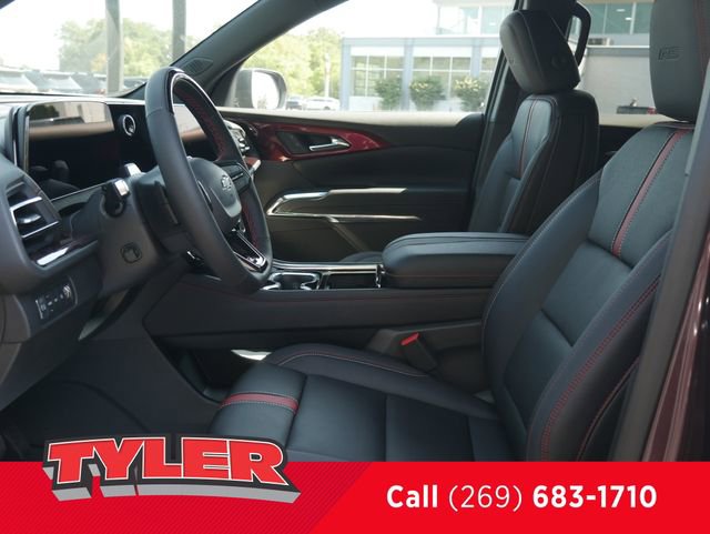 New 2026 Chevrolet Traverse RS w/ LPO, Floor Liner Package image 38