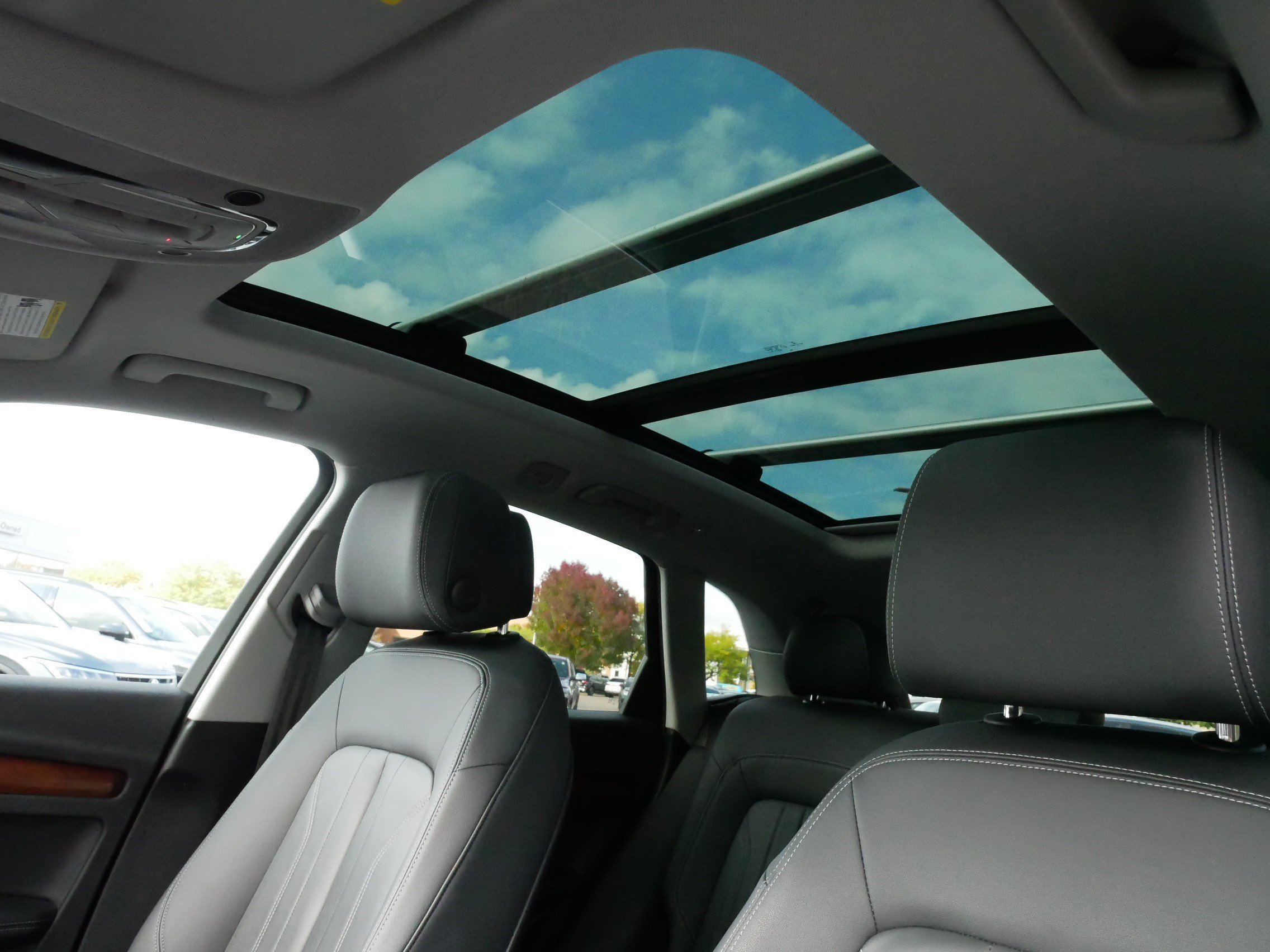 Used 2022 Audi Q5 2.0T Premium Plus AWD/4WD image 32