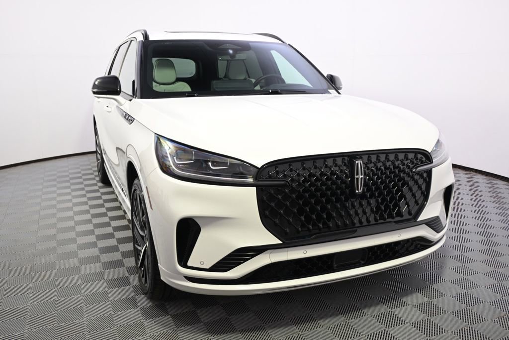 New 2026 Lincoln Aviator Black Label w/ Jet Appearance Package image 9