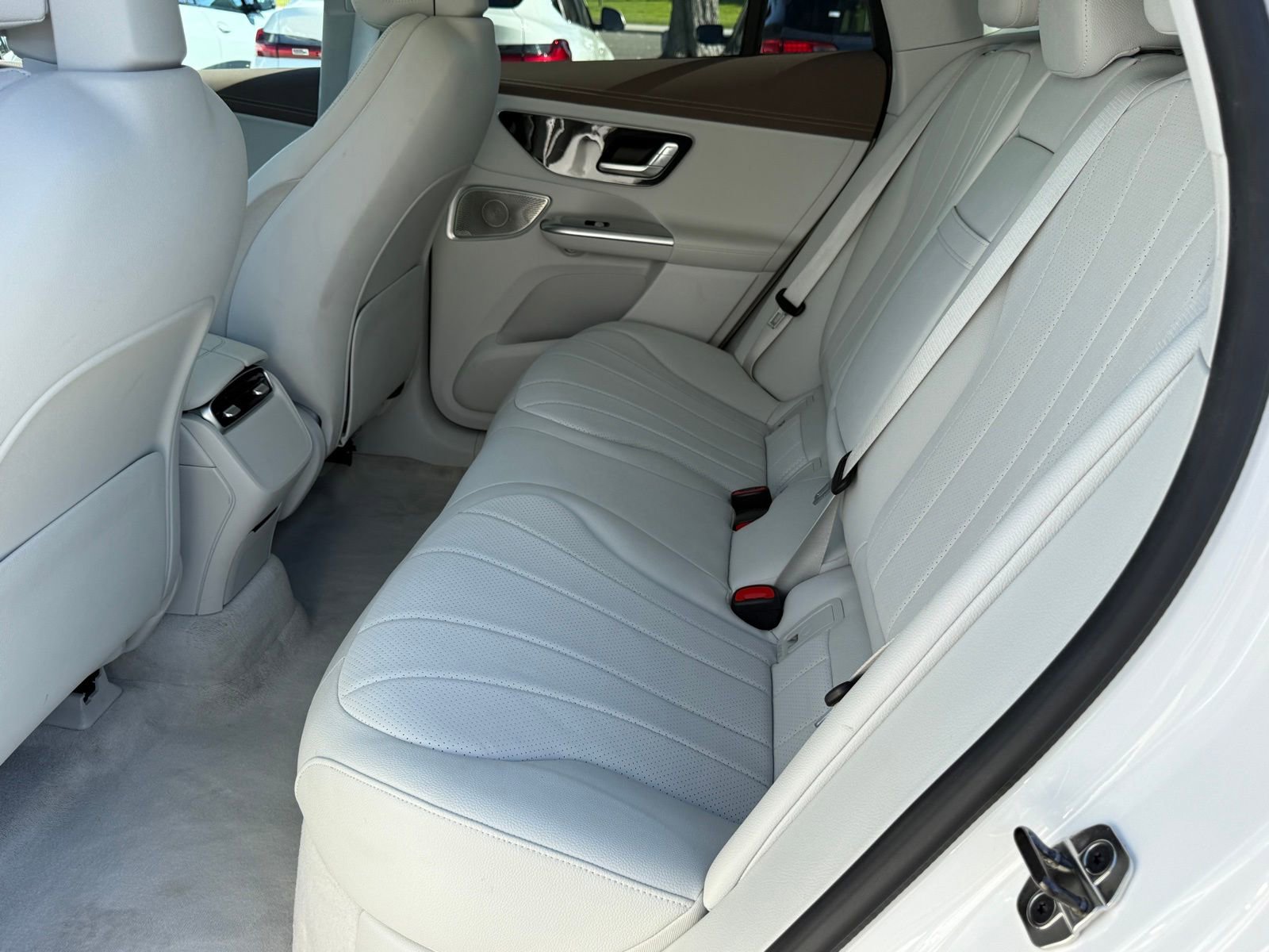 Used 2023 Mercedes-Benz EQE 350+ SUV image 40
