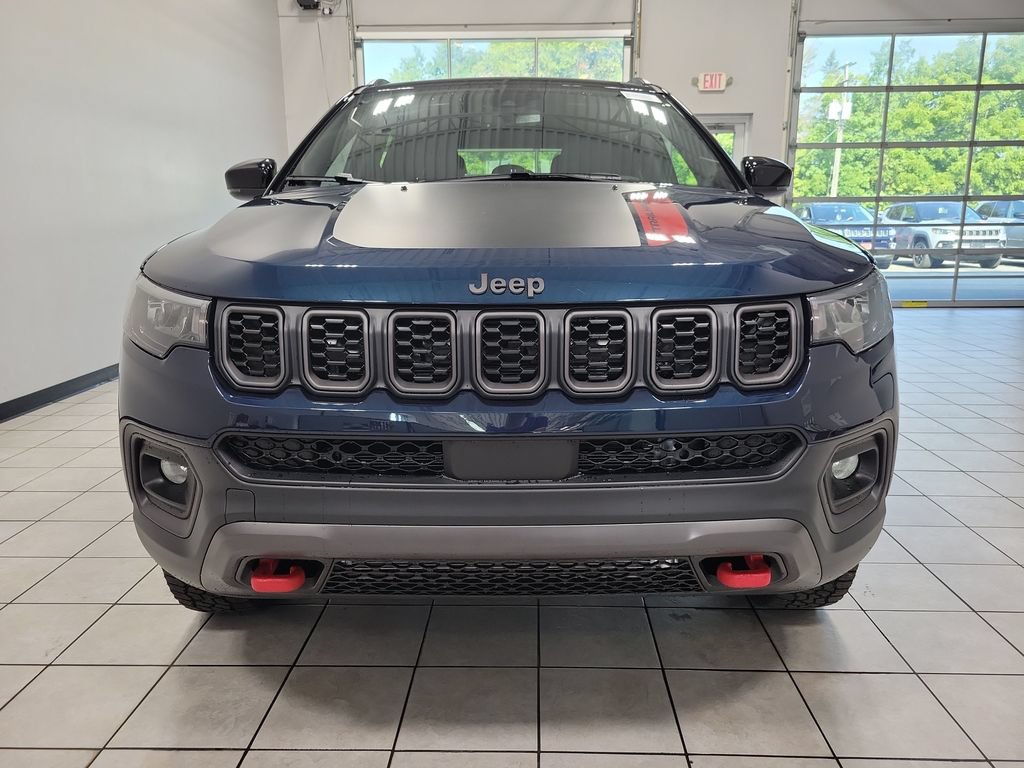 New 2026 Jeep Compass Trailhawk w/ Sun, Sound & Navigation Group AWD/4WD image 2