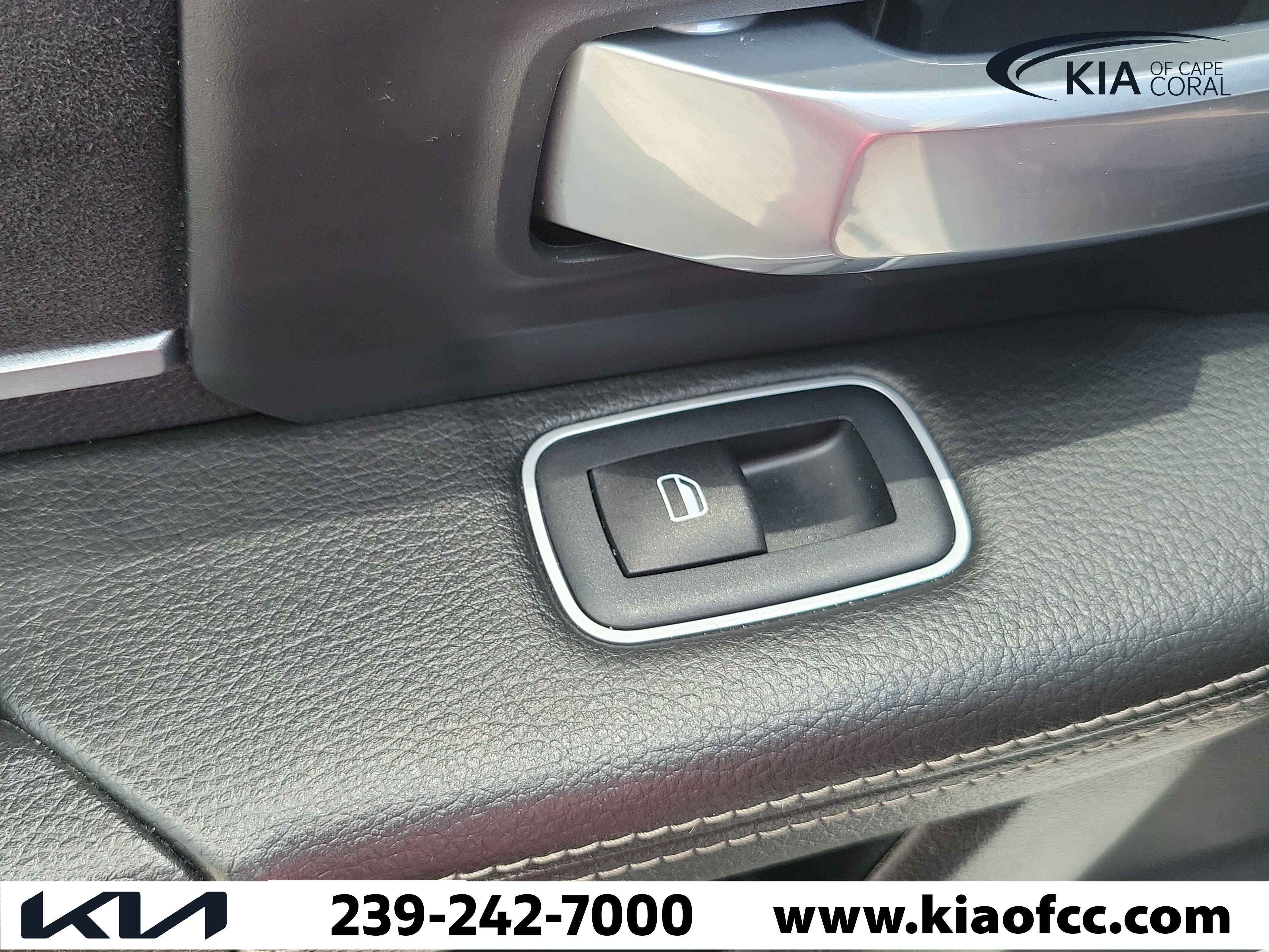 Used 2020 RAM 3500 Laramie AWD/4WD image 15