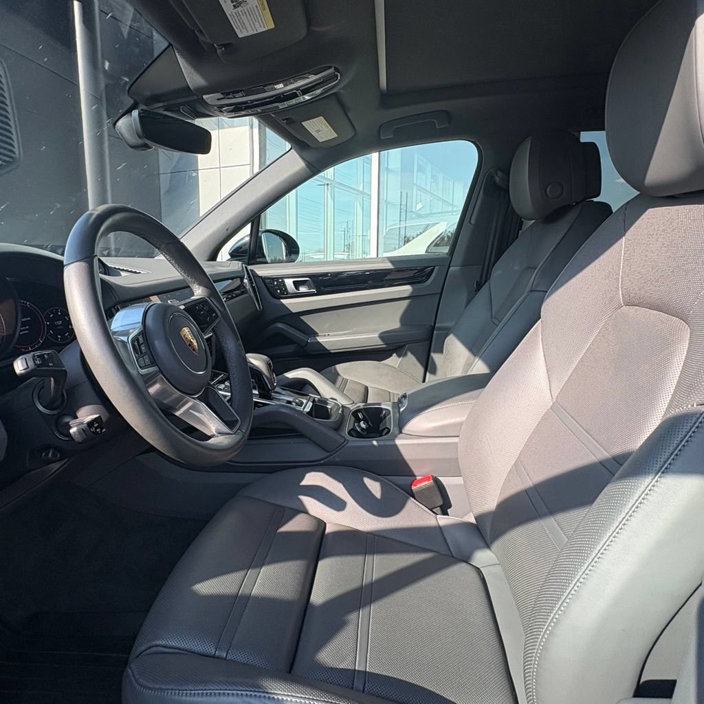 Used 2021 Porsche Cayenne S AWD/4WD image 10