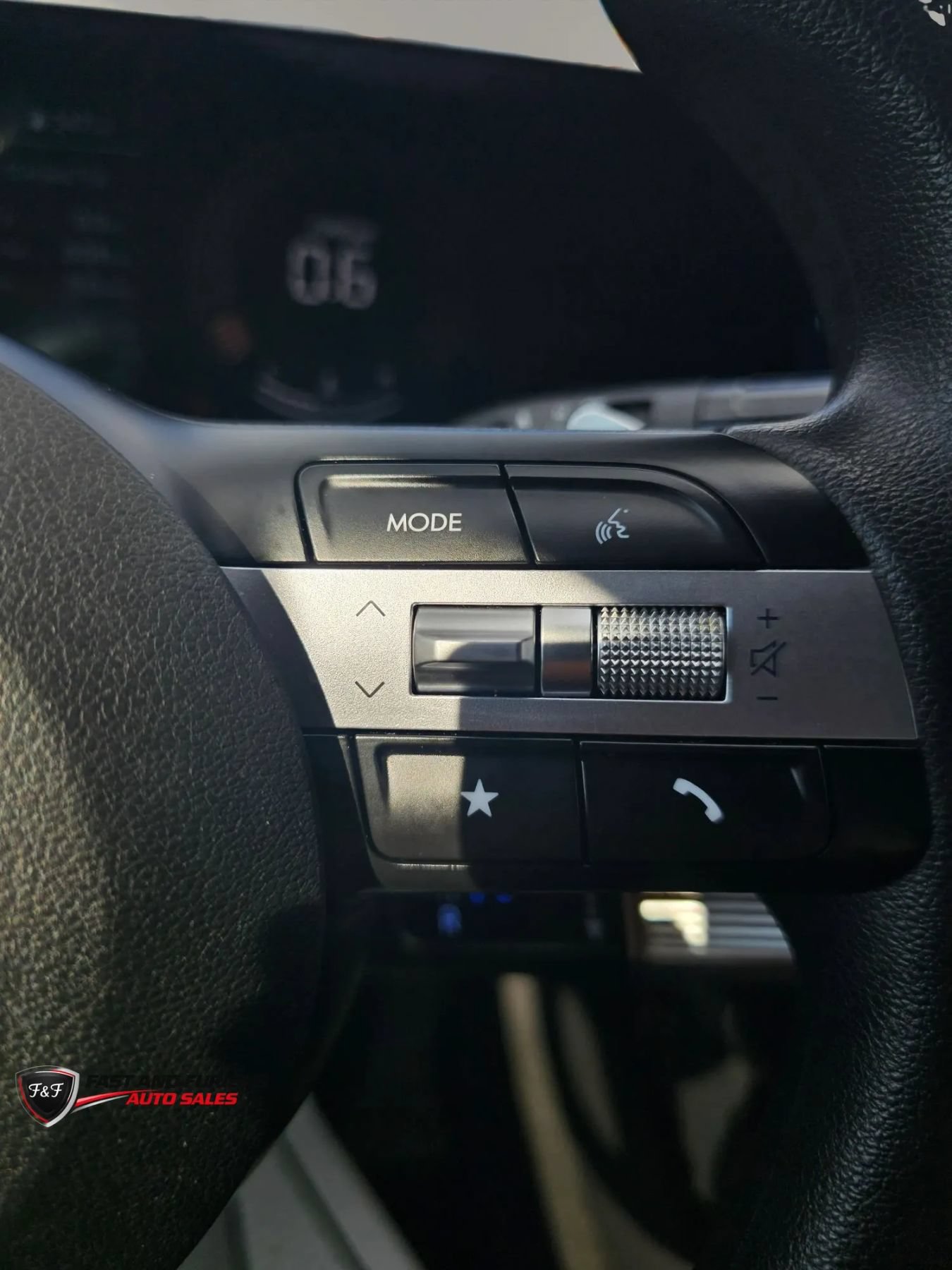 Used 2025 Hyundai Sonata SEL FWD image 19