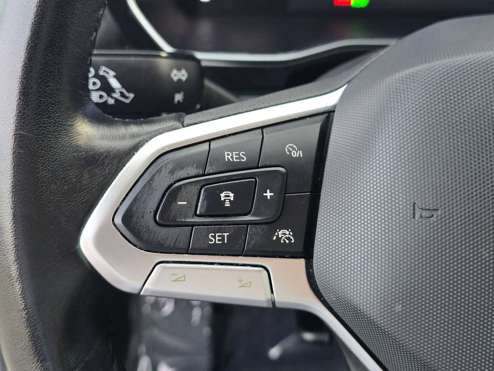 Used 2024 Volkswagen Jetta S image 31