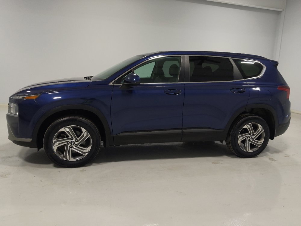 Used 2023 Hyundai Santa Fe SE AWD/4WD image 2