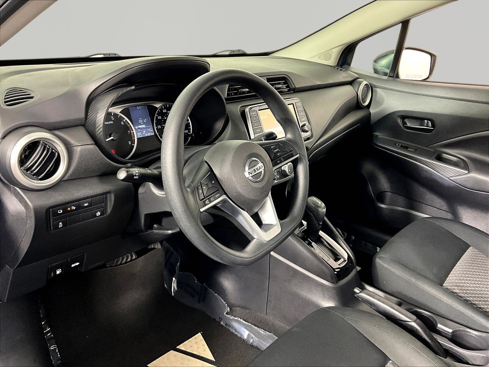Certified 2021 Nissan Versa S FWD image 17