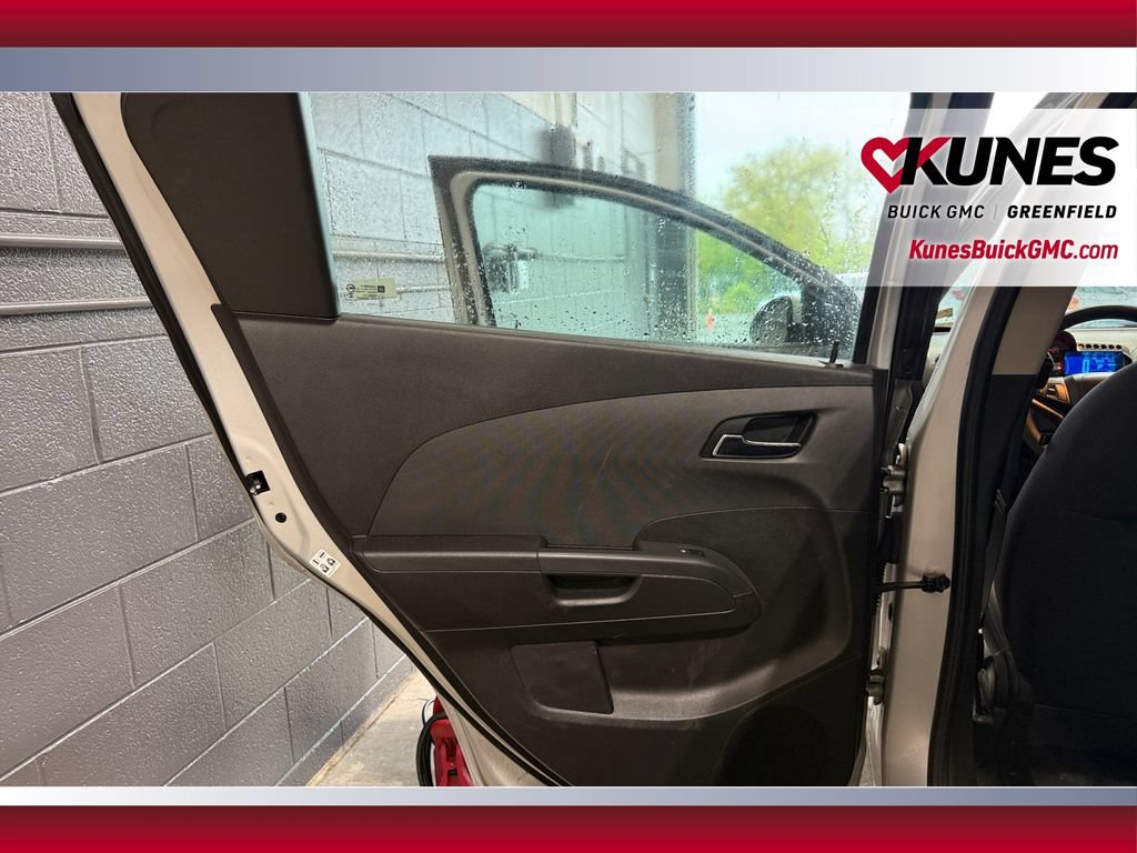 Used 2015 Chevrolet Sonic LT FWD image 18