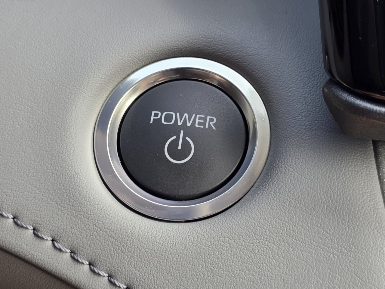 New 2026 Toyota Highlander XLE AWD/4WD image 32