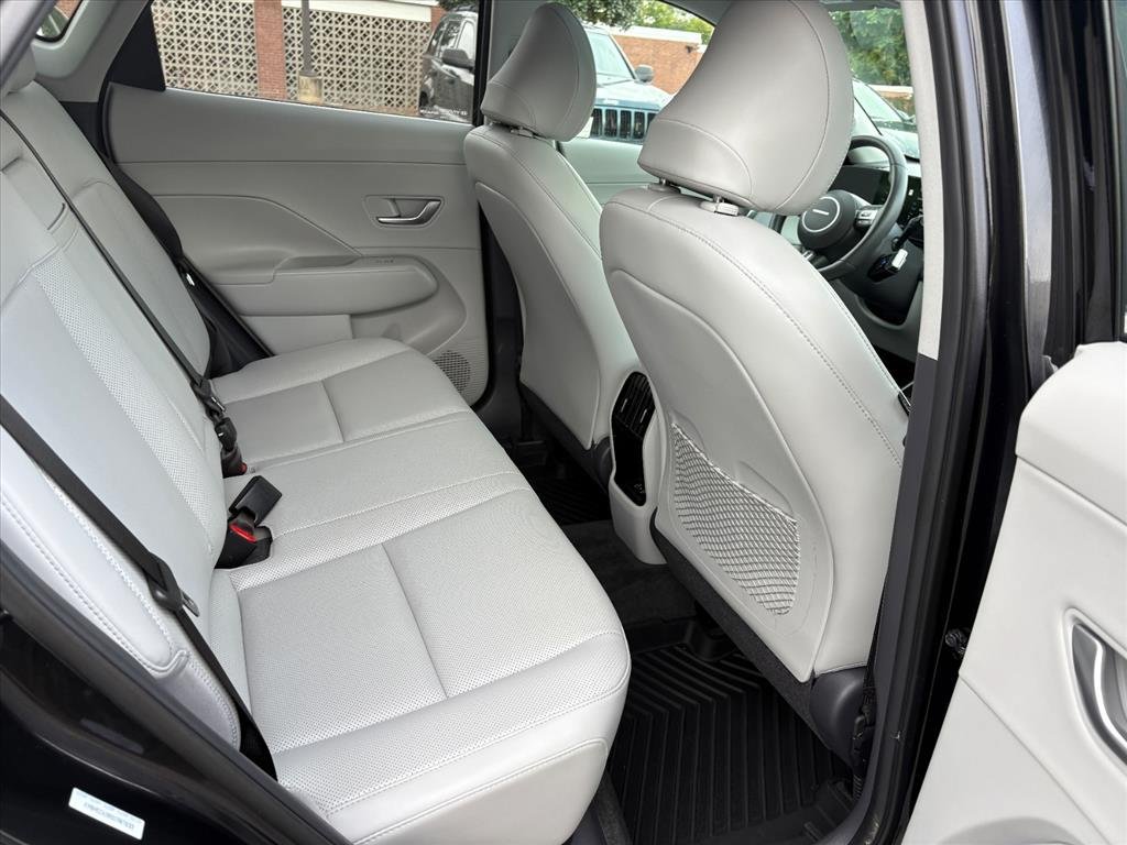 Certified 2025 Hyundai Kona Limited AWD/4WD image 19