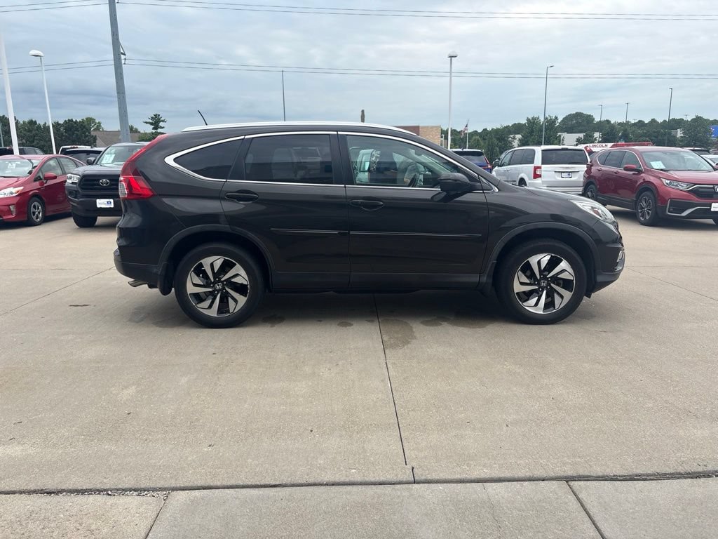 Used 2016 Honda CR-V Touring image 4