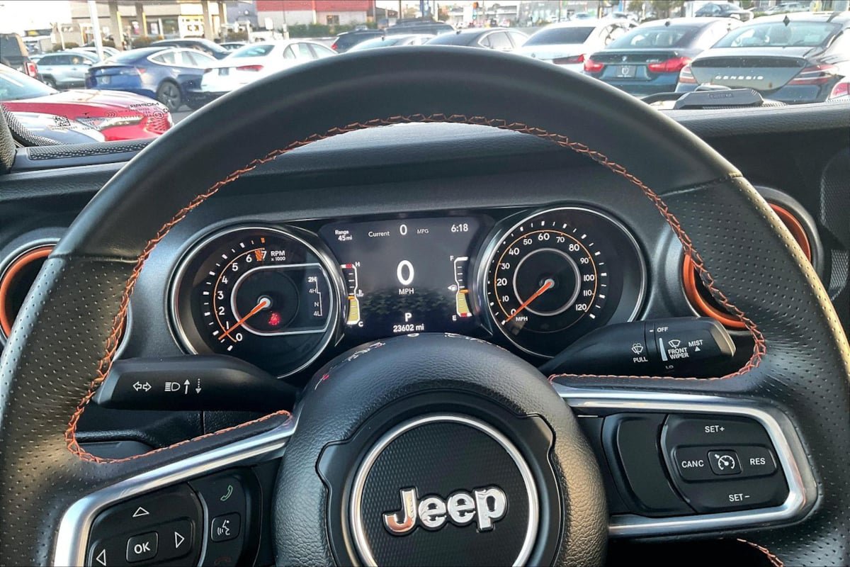Used 2023 Jeep Gladiator Mojave w/ Trailer Tow Package AWD/4WD image 17