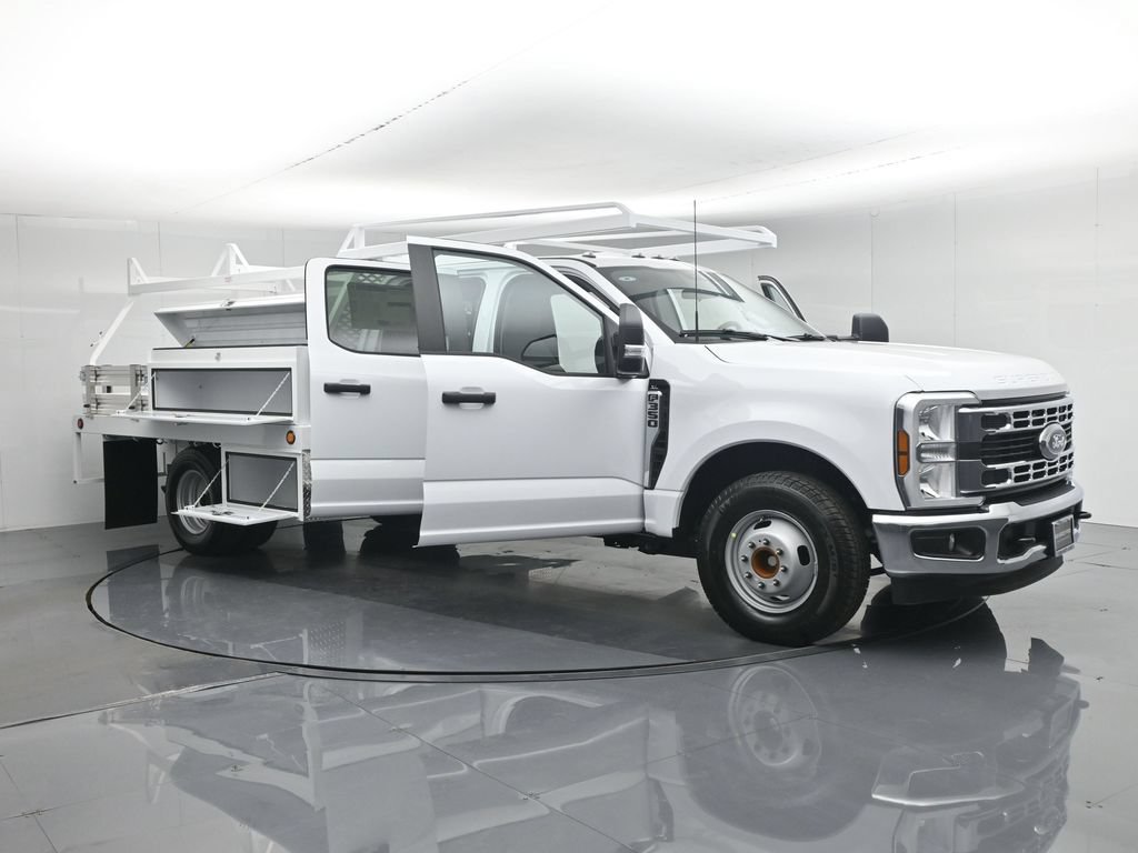 New 2026 Ford F350 XL w/ XL Chrome Package RWD image 5