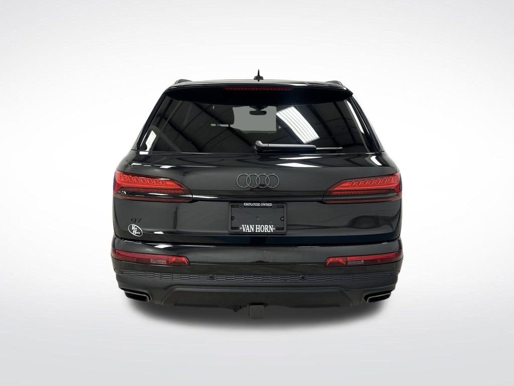 Used 2025 Audi Q7 3.0T Premium Plus image 15