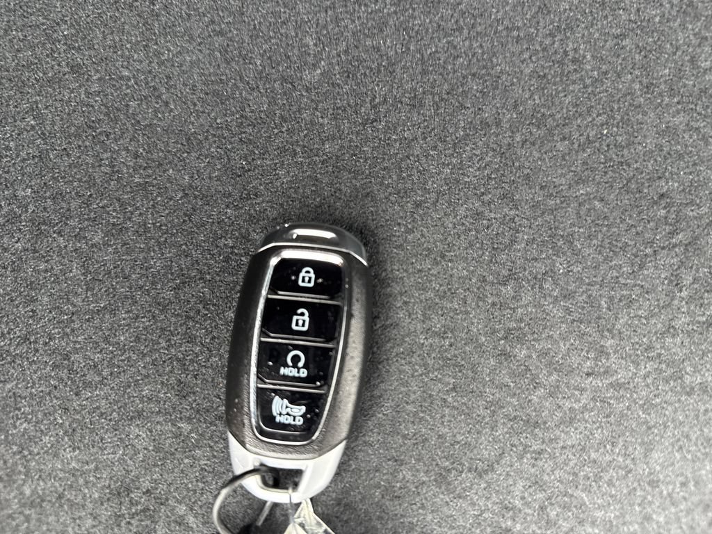 Certified 2023 Hyundai Kona Limited AWD/4WD image 45