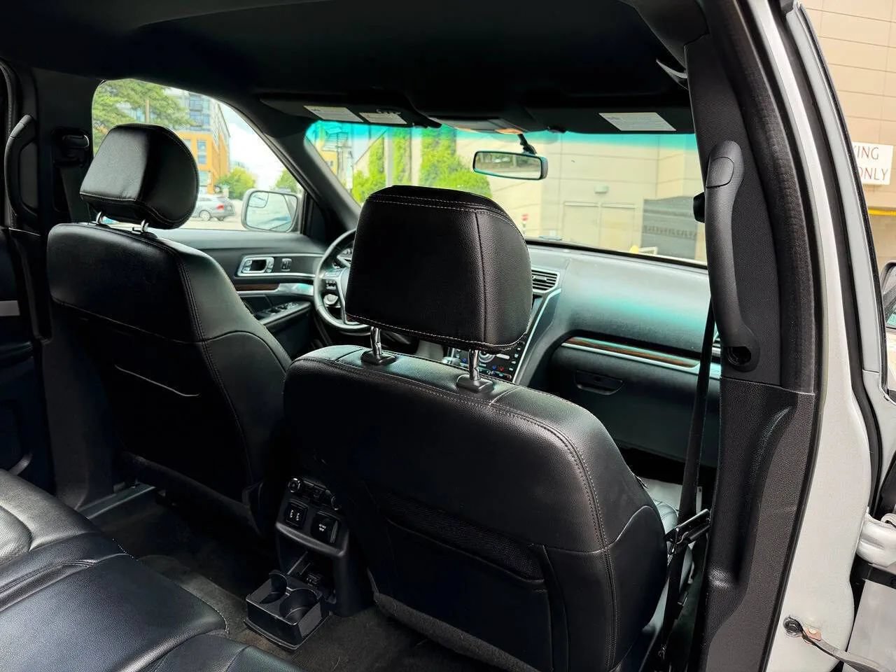 Used 2016 Ford Explorer Limited AWD/4WD image 27