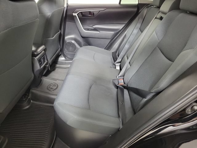 Used 2022 Toyota RAV4 LE AWD/4WD image 12