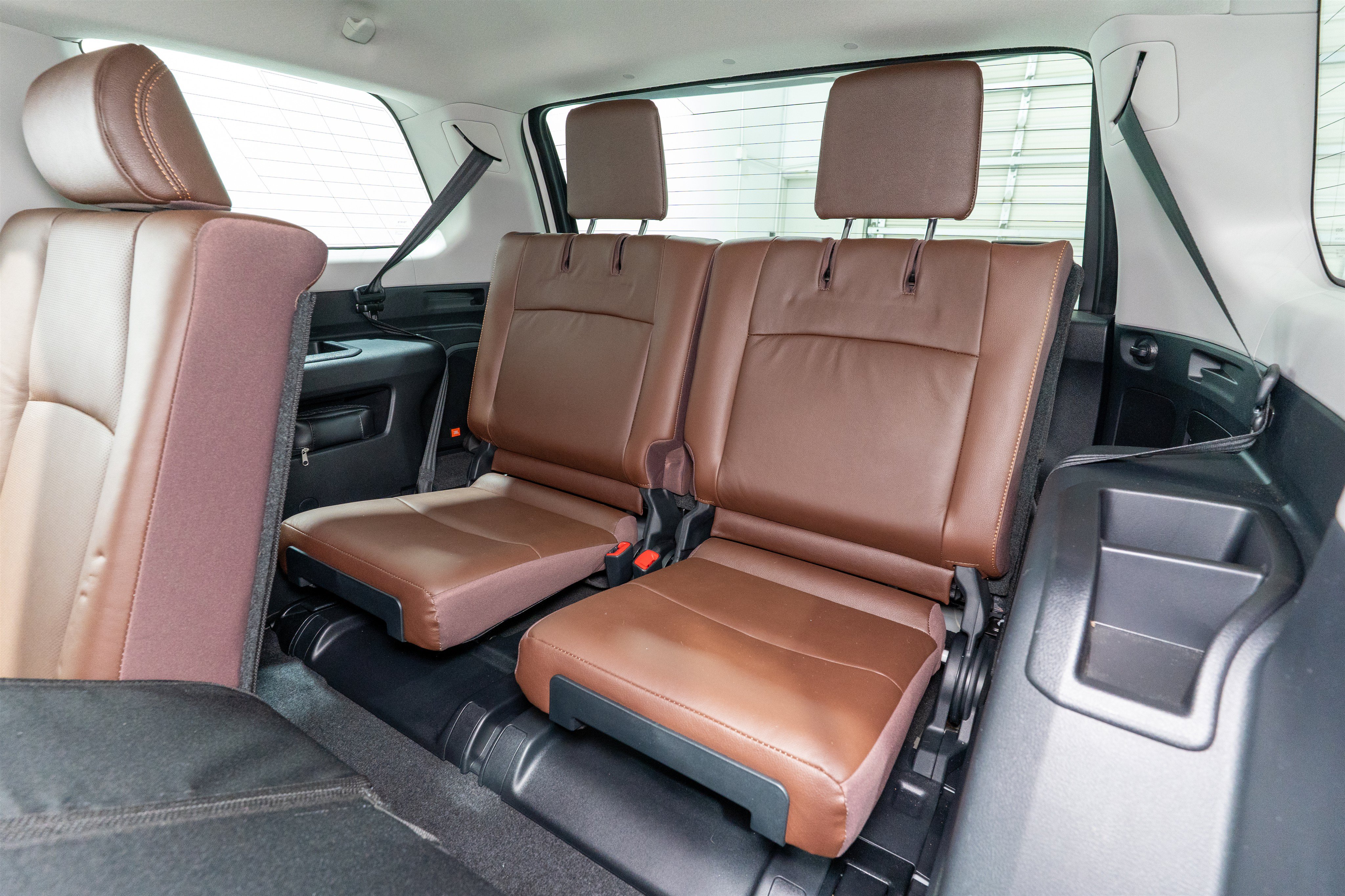 Used 2023 Toyota 4Runner Limited RWD image 37