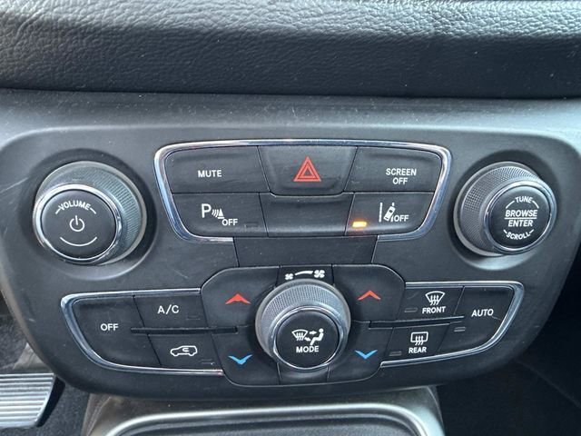 Used 2020 Jeep Compass Latitude image 27