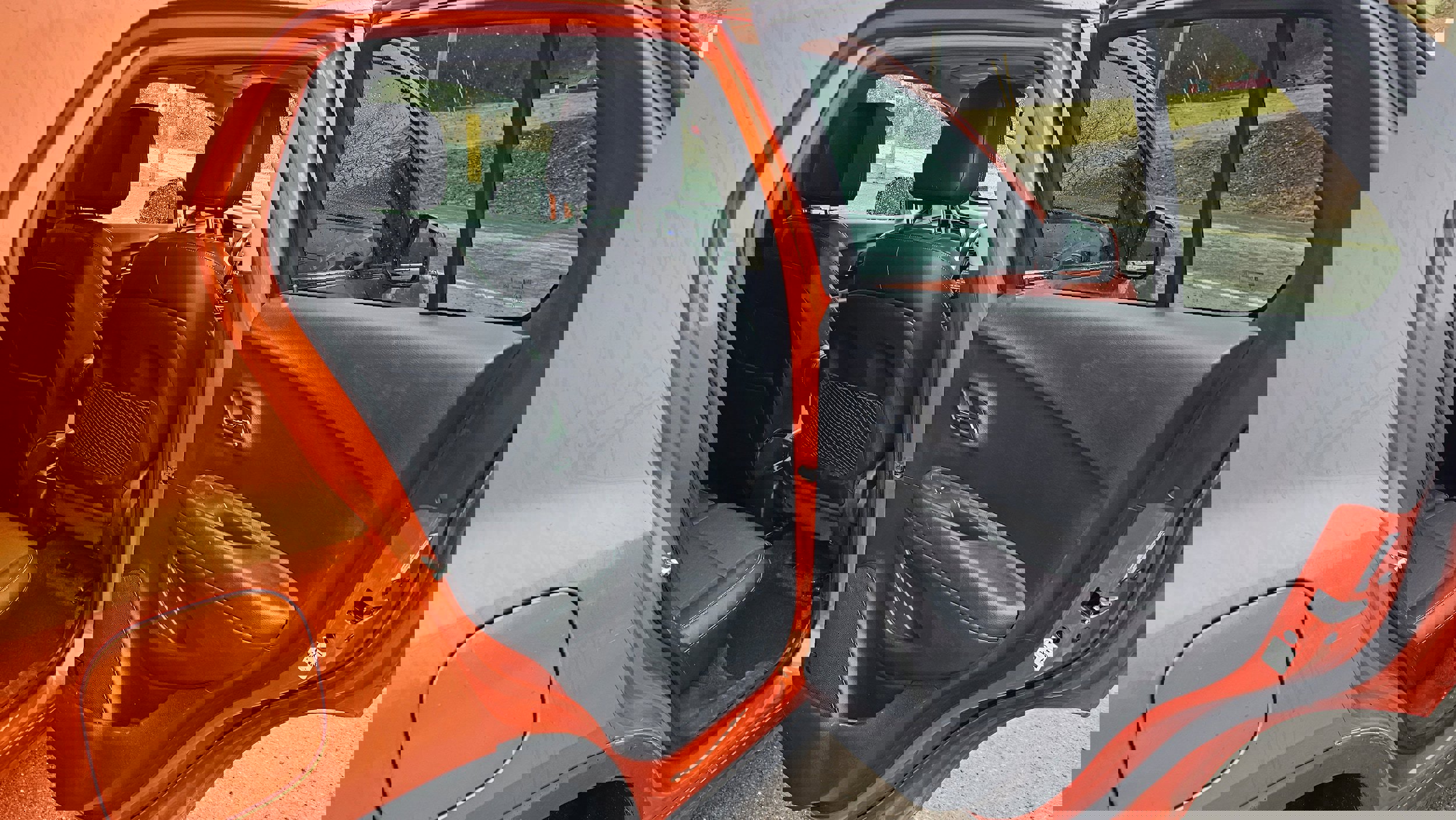 Used 2015 Chevrolet Trax LT w/ LT Sun and Sound Package image 12