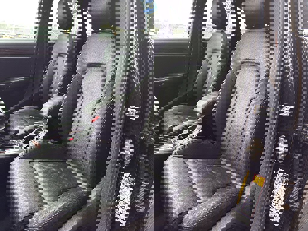 Used 2018 Audi Q3 2.0T Premium Plus w/ Premium Plus Package image 17