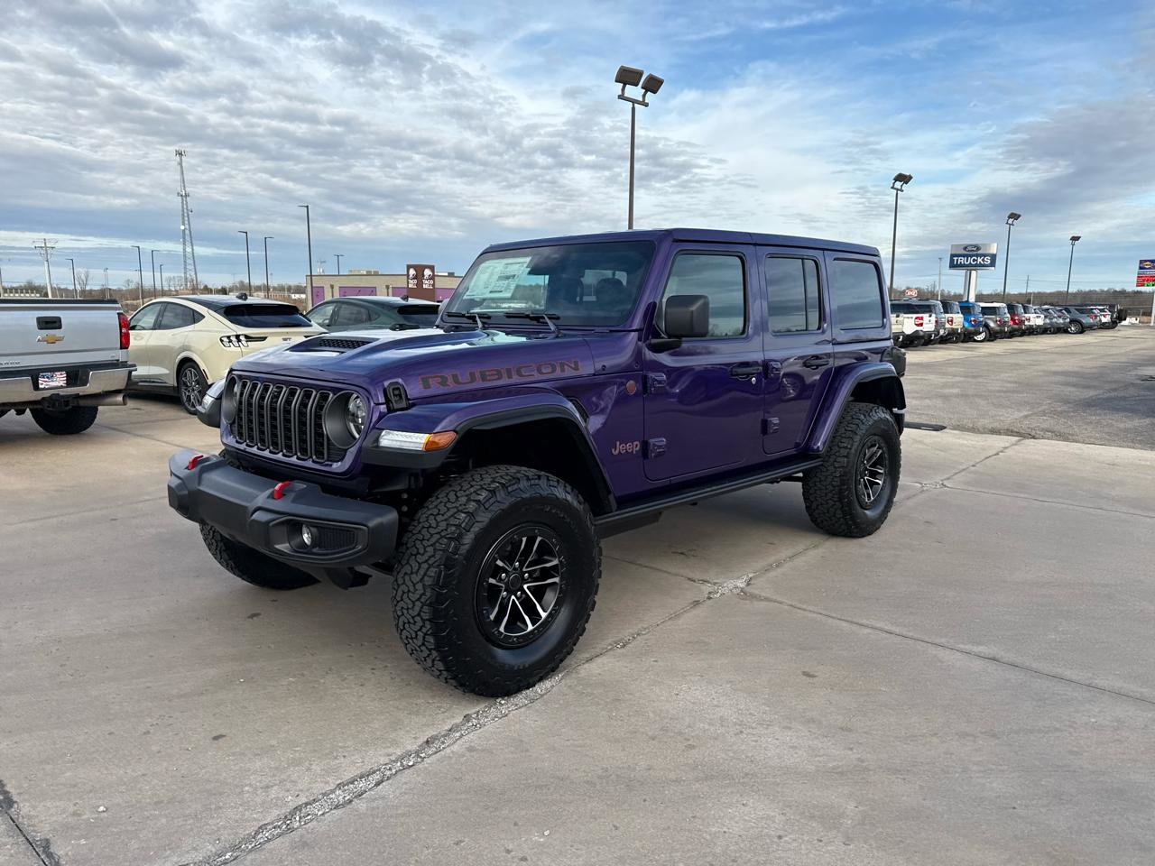 New 2026 Jeep Wrangler Unlimited Rubicon w/ Xtreme 35 Tire Package AWD/4WD image 22